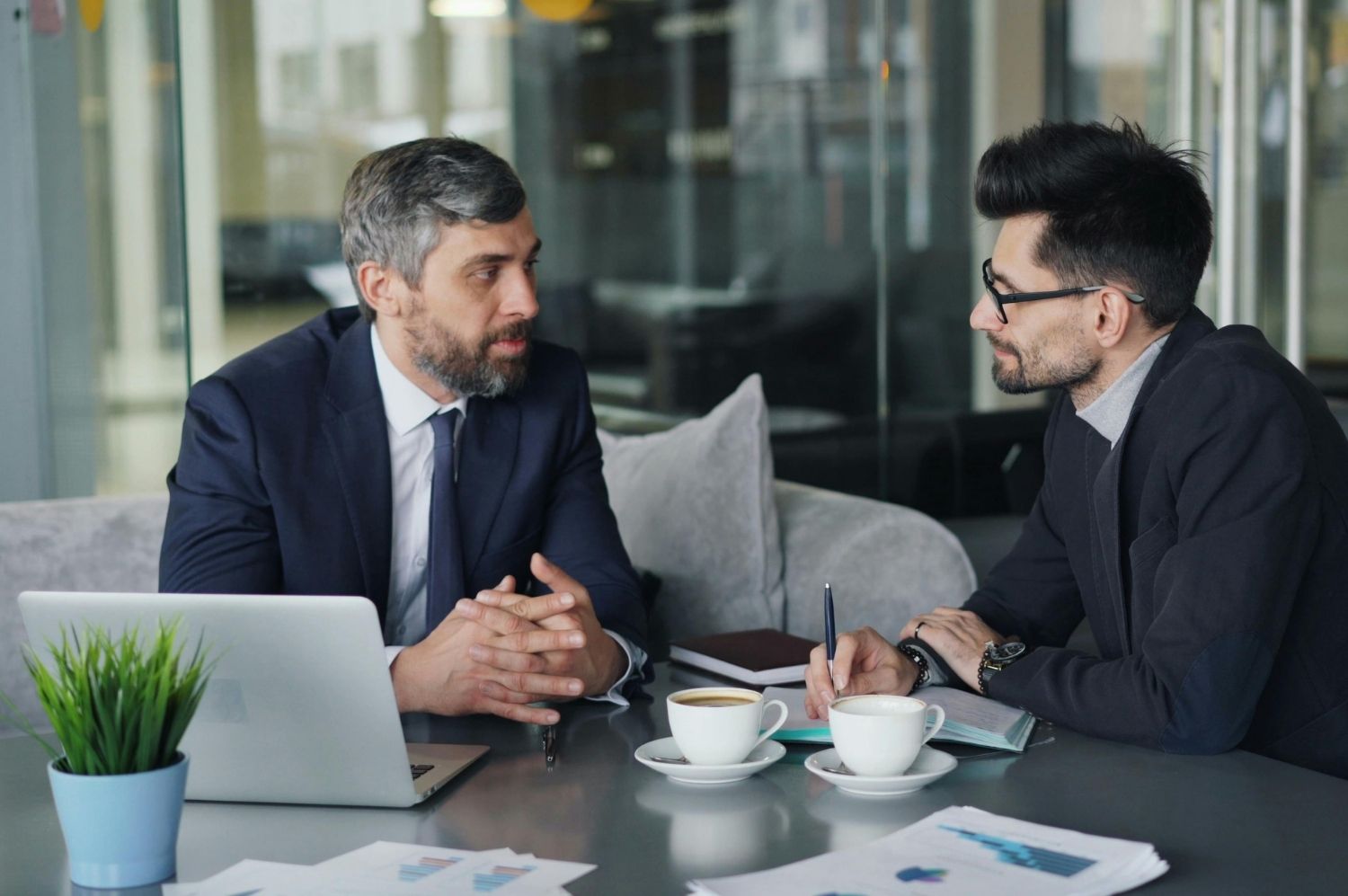 Experienced Legal Advisor